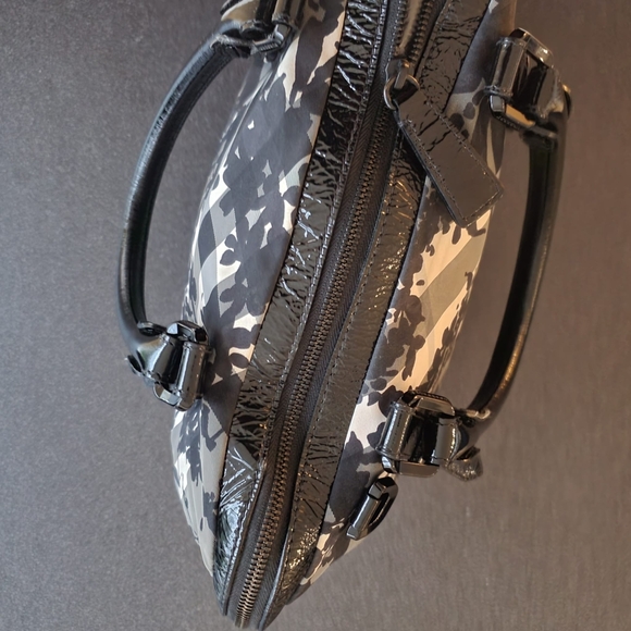 Burberry Foley White/Black/Gray Floral Beat Medium Check Satchel - Picture 5 of 16